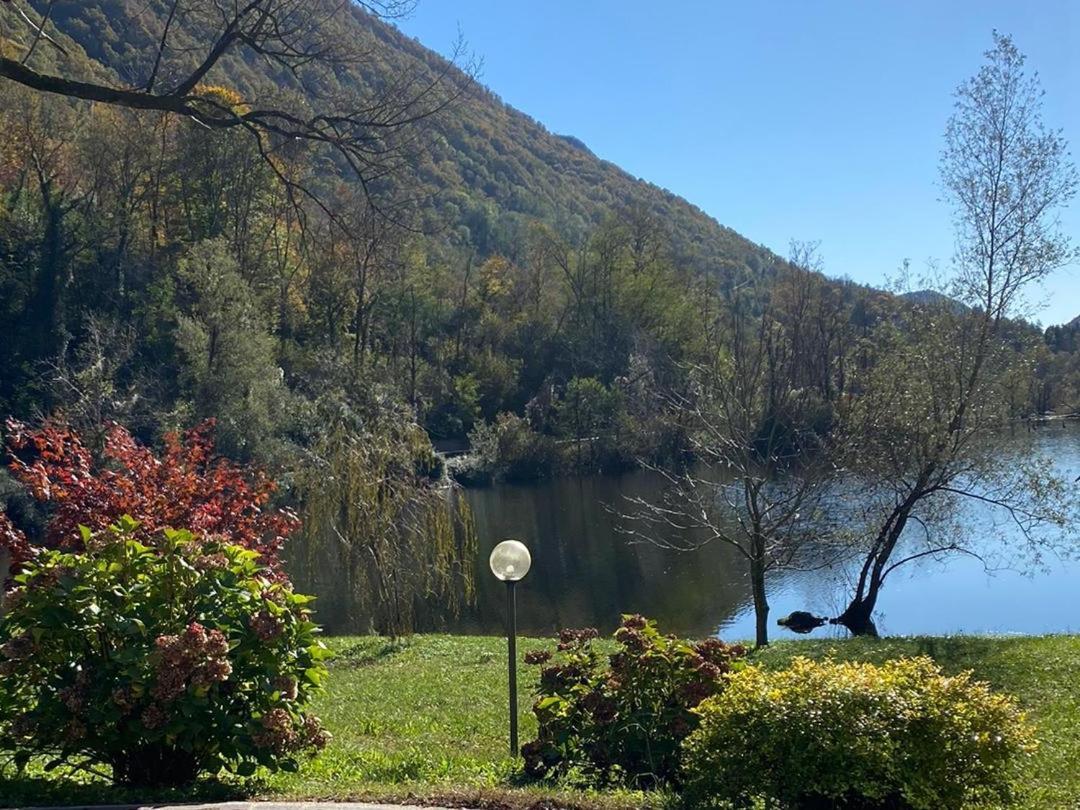 L'Angolino Di Magda: On The Lake-Private Beach! Ghirla Bagian luar foto